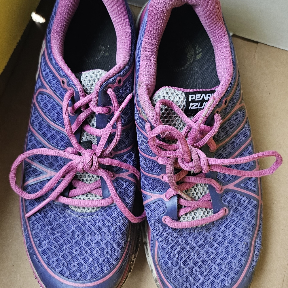 Pearl Izumi Purple and Pink Athletic Shoes